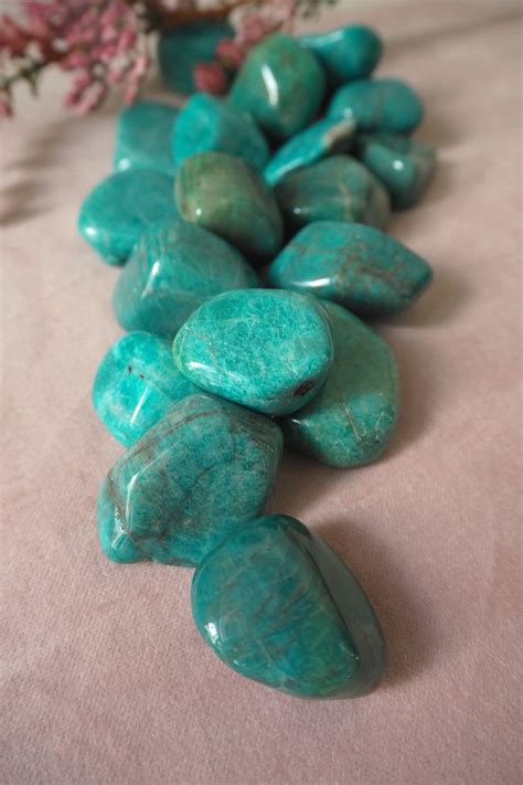 Amazonite Stone Sodalite Aura Point Divine Connections Protection