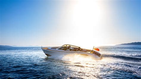 If that weren't enough, the compact engines means there is even room to store a 2.85 metre williams turbo jet tender aft beneath the sun pads. Wajer Yachts