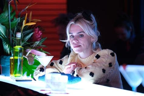 She first appeared as a performer in scratchy & co, aged 13. On 'I Hate Suzie,' Sexual Freedom Is a Fantasy - The New York Times