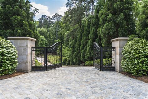 Estate Of The Day 25 Million Spectacular Gated Mansion In Atlanta