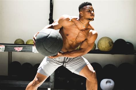 Giants Saquon Barkley Is Ripped Shredded And Rare