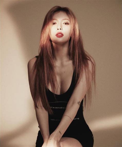 She is an actress and composer, known for полночь fm (2010), hyuna: Hyuna