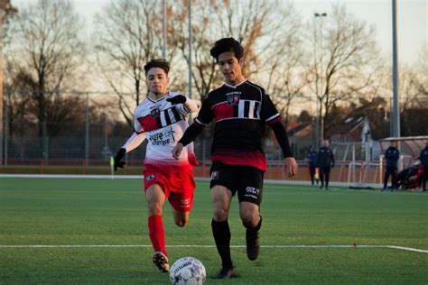 Informatie over fc twente/heracles academie b.v. Onderling treffen in beeld: Onder 16 en Onder 18 spelen ...