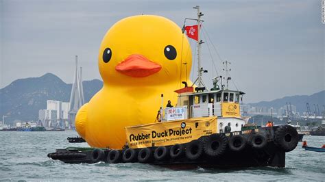 Hong Kong Giant Inflatable Rubber Duck