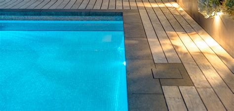 There it gets collected by pool skimmer baskets. What are pool skimmers and what do they do? - Eco Outdoor