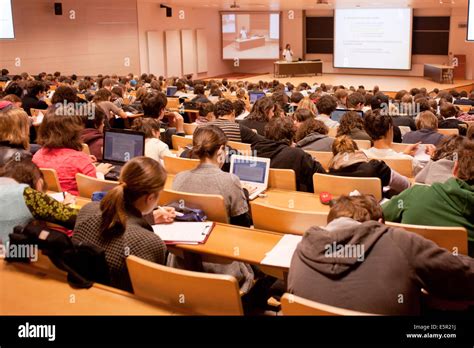 Students in a lecture hall in the Faculty of Medicine of Limoges Stock Photo, Royalty Free Image ...