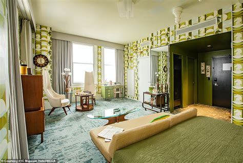Kentucky Hotel Unveils Retro Room Inspired By The Queens Gambit With