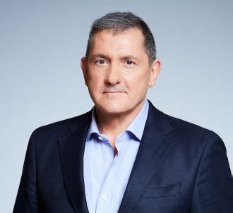 Le public, terzieff et les auteurs: Yves Calvi : Photos et diaporamas exclusifs - Puremedias