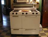 Pictures of Caloric Gas Range