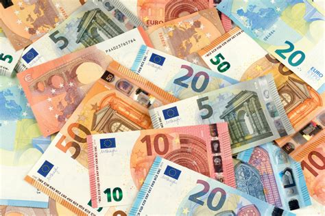 Les Billets En Euros Touteleuropeeu Involved In Europe Site Financé Avec Laide De Lue