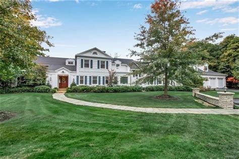 Find lake homes for sale on lake erie, in mi. EXQUISITE HOME WITH STUNNING VIEWS ALONG LAKE ERIE | New ...