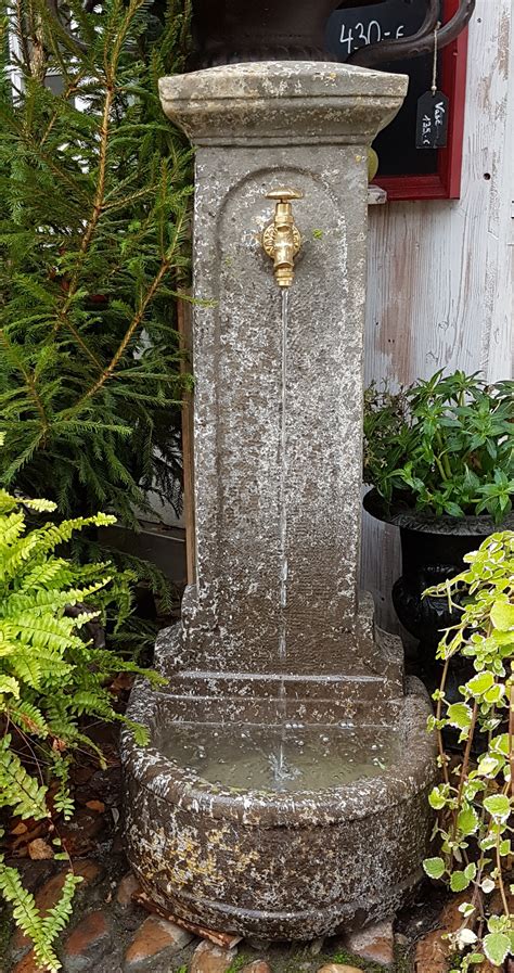 Wasserhahn garten in nachbildungen historischer brunnen. Brunnen für Wasserhahn | Rendezvous im Garten