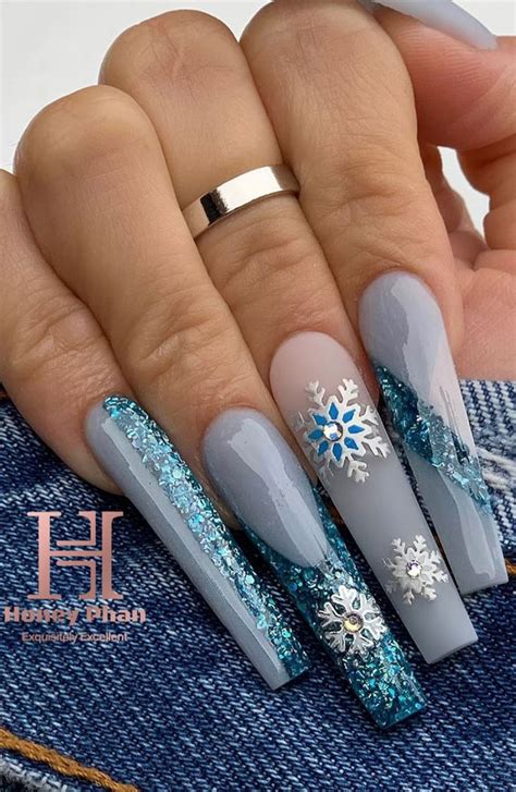 Offer valid for a limited time only. Cute Christmas Nail Designs 2020 : Holiday Nail Art Ideas