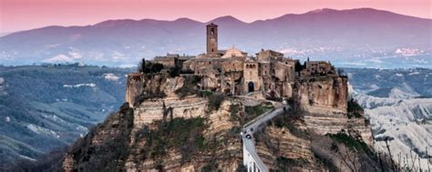 Trazee Travel The Dying Town Of Civita Di Bagnoregio Italy Trazee