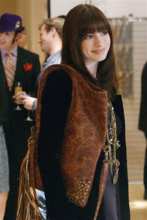 The Devil Wears Prada Turns 10 12 Looks From The Movie We Re Still