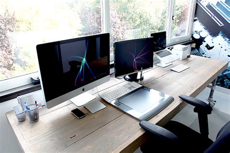25 Impressive Workstation And Workspace Setups For Geeks