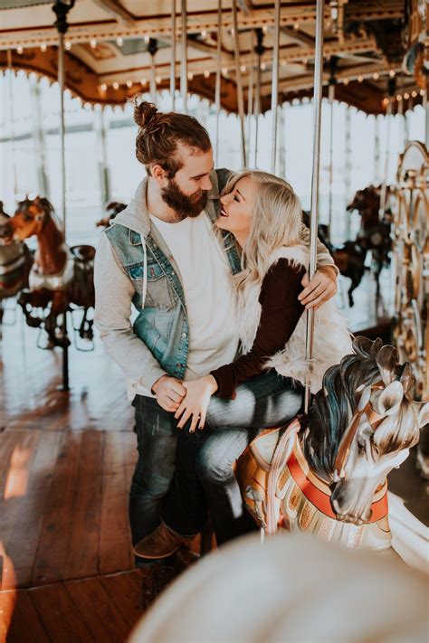 80 Engagement Photo Ideas to Steal From Couples Who Totally Nailed It (With images) | Carousel ...