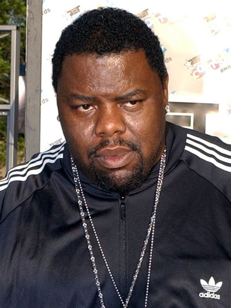 Biz markie (born marcel hall april 8, 1964 in brooklyn, new york) is an african american east coast hip hop artist best known for humorous singles like just a friend. Pin by Jeffrey on Hip Hop | Biz markie, Hip hop fashion ...