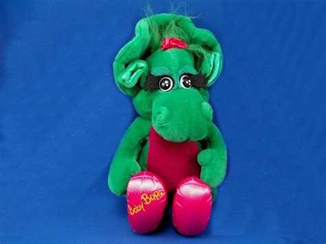 Barney & friends talking singing abc baby bop approximately 11inches head to toe plush stuffed toy dinosaursound box takes 2 aa batteries not includedsound b. 1992 DAKIN XL Plush Barney Friend Baby Bop