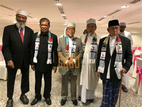 This is not the first time chess has been declared haram, with iraq banning chess with a computer too! Zakir Naik: Hanya Persatuan Umat yang Dapat Bebaskan Al ...