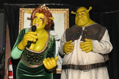 Klum used a team of makeup artists and prosthetics experts to put together a super detailed princess fiona getup. Celebrity Couple Costumes Ideas 2019 - Outrageous ...