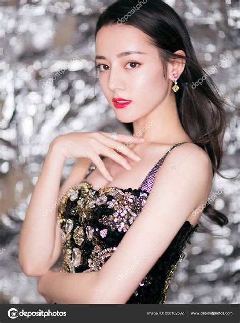 Chinese Actress Singer And Model Dilraba Dilmurat Better Known As My
