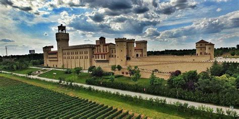 Desempleo, tarjeta alimentar y jubilaciones de anses: Chateau Changyu AFIP Global Beijing