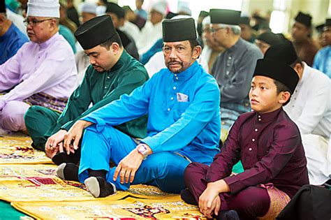 Sultan Of Brunei Children Sultan Of Bruneis Son Celebrates Wedding