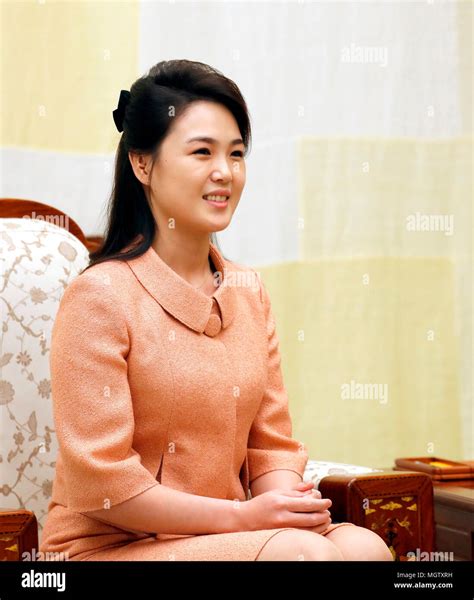 Ri Sol Ju Apr 27 2018 North Korean Leader Kim Jong Uns Wife Ri Sol Ju Talks With South