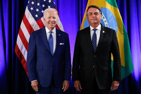 Bolsonaro Protagoniza Constrangimento Ao Fazer Pedido Para Biden