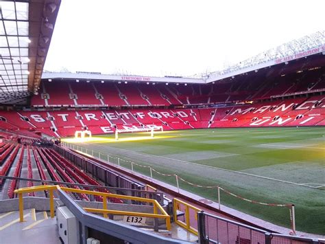 Start your tour in the main stand and enjoy stunning views of the pitch and liverpool's skyline. Anfield Stadium Liverpool - Liverpool Football Club