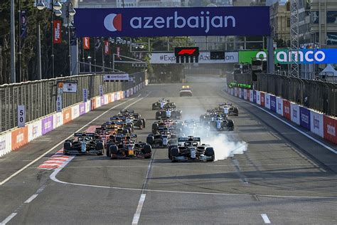 Formel 1 Baku Grosser Preis Von Aserbaidschan Heute Live In Tv Und