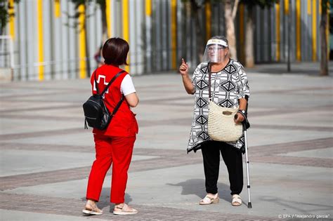 Aantal besmettingen, reisadvies frankrijk + laatste coronavirus nieuws. Reisadvies voor Spanje aangescherpt wegens dreiging corona