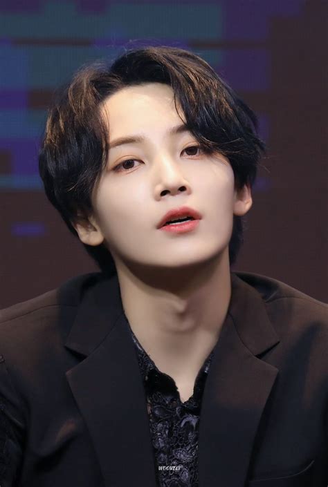 See more ideas about jeonghan seventeen, jeonghan, seventeen. #정한 #JEONGHAN #세븐틴⁠ ⁠#SEVENTEEN⁠(이미지 포함) | 연예인, 얼굴, 셀카