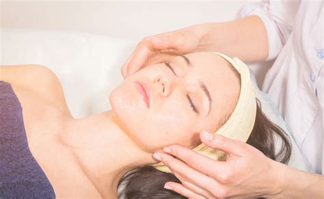 En Ligne Massage Crânien Et Facial à Domicile 35 Mn