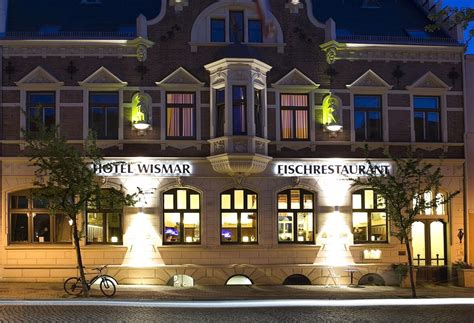 Wisma hsbc adalah gedung perkantoran di lokasi strategis di pusat kota semarang.konsep bangunan kaca, menawarkan pemandangan yang indah dan fasilitas modern. Restaurant & Hotel Wismar - Breite Str. 10, 23966 Wismar ...