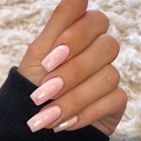 Kylie Jenner Light Pink Nails Steal Her Style