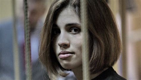 Nadezhda Tolokonnikova Missing Bobs And Vagene