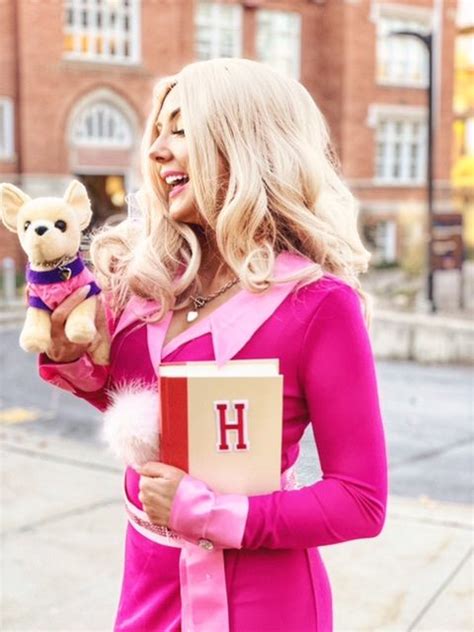 Legally Blonde Couples Costume Elle Woods And Emmett Blonde Halloween Costumes Legally