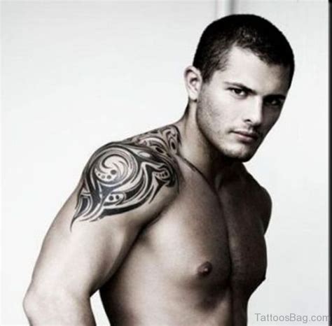 54 Wonderful Shoulder Tattoos For Men