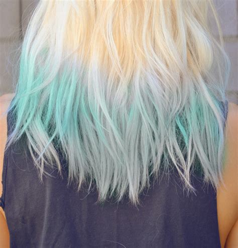 Dip Dye Hair Cool Idea But The Blonde Is A Bit Too