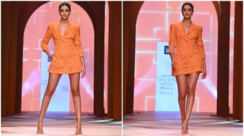 Ananya Panday Brings The Oomph Factor As Showstopper In Sultry Mini Blazer Dress At Lakme