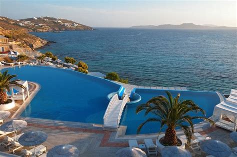 Glamorous Mykonos Is The Perfect Greek Island For A Luxury