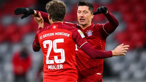 Bayern Munich 3 2 Rb Leipzig Muller And Lewandowski Help Champions Win Five Goal Thriller