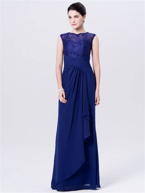 When designing the outfit, da silva ajayi takes into consideration the desired silhouette when she selects the fabric. Model 0113075 | Chiffon lace dress, Designer bridesmaid ...