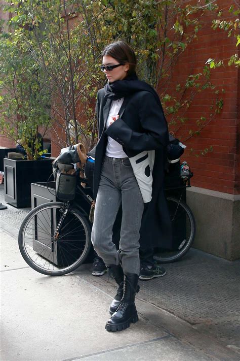 Kendall Jenner Wore 1450 Combat Boots With Pouches On The Sides Vlrengbr