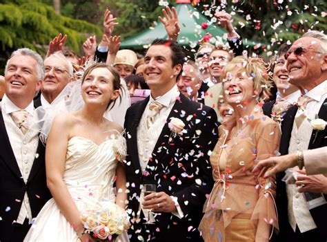 10 Thoughtful Ways To Increase Guests' Comfort On Your Wedding Day - BestBride101