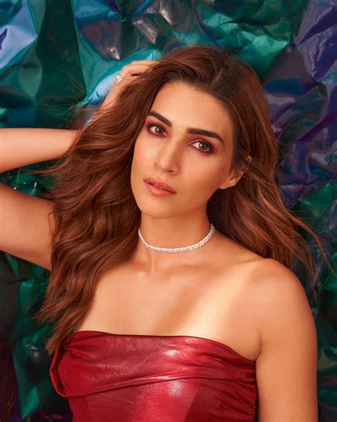 Actress Kriti Sanon Stunning Cliks In Red Dress Telugu Rajyam Photos