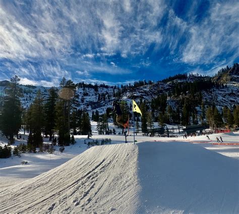 Alpine Meadows Ca Report Fast Fun The Sun Is Shining And The Park
