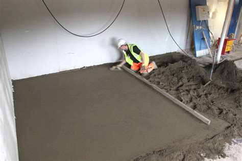This is because concrete floors are very easy to clean and can be attractive if done properly. Floor Screeding from traditional sand and cement to ...